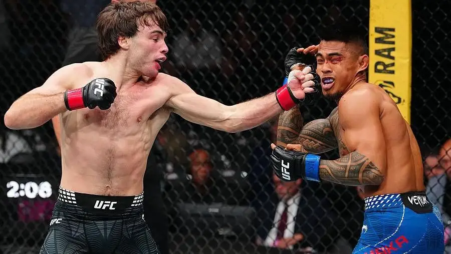 UFC 329:帕迪·平布莱特以52秒的胜利宣称争夺冠军